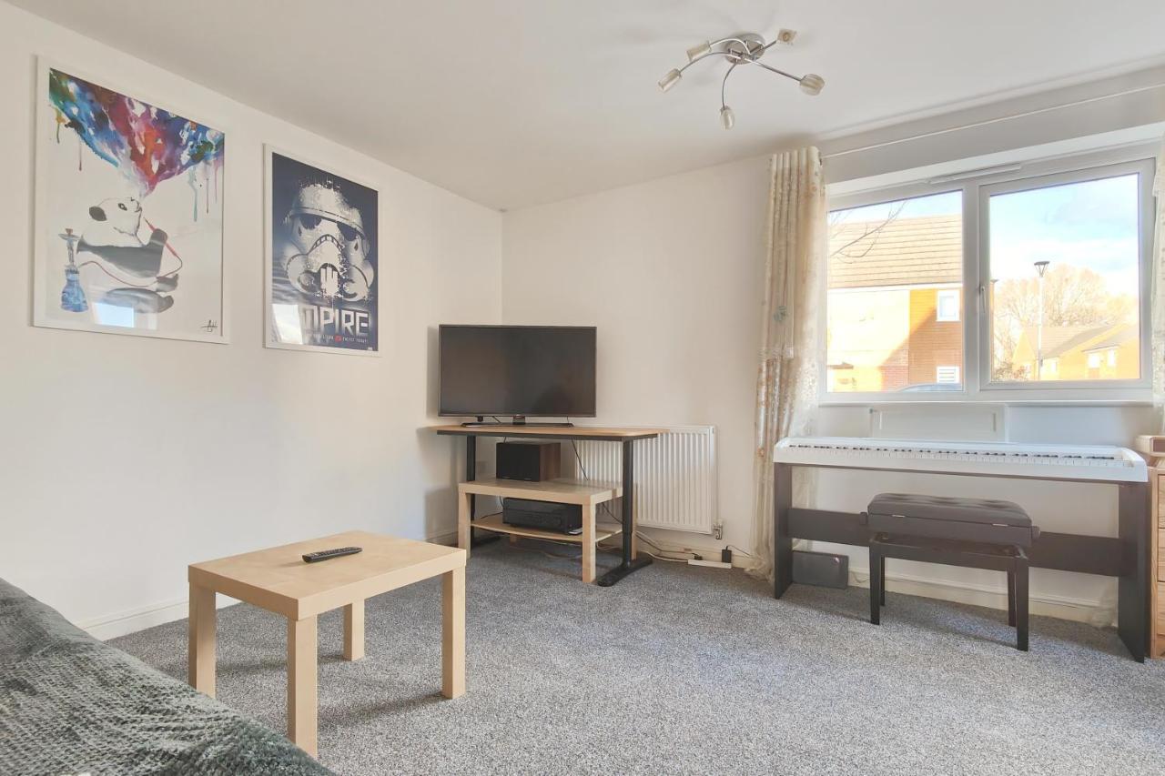 The Metcombe - Holiday Home With Free Parking 10 Minutes Walk To Etihad Stadium & Coop Live Arena Manchester Esterno foto